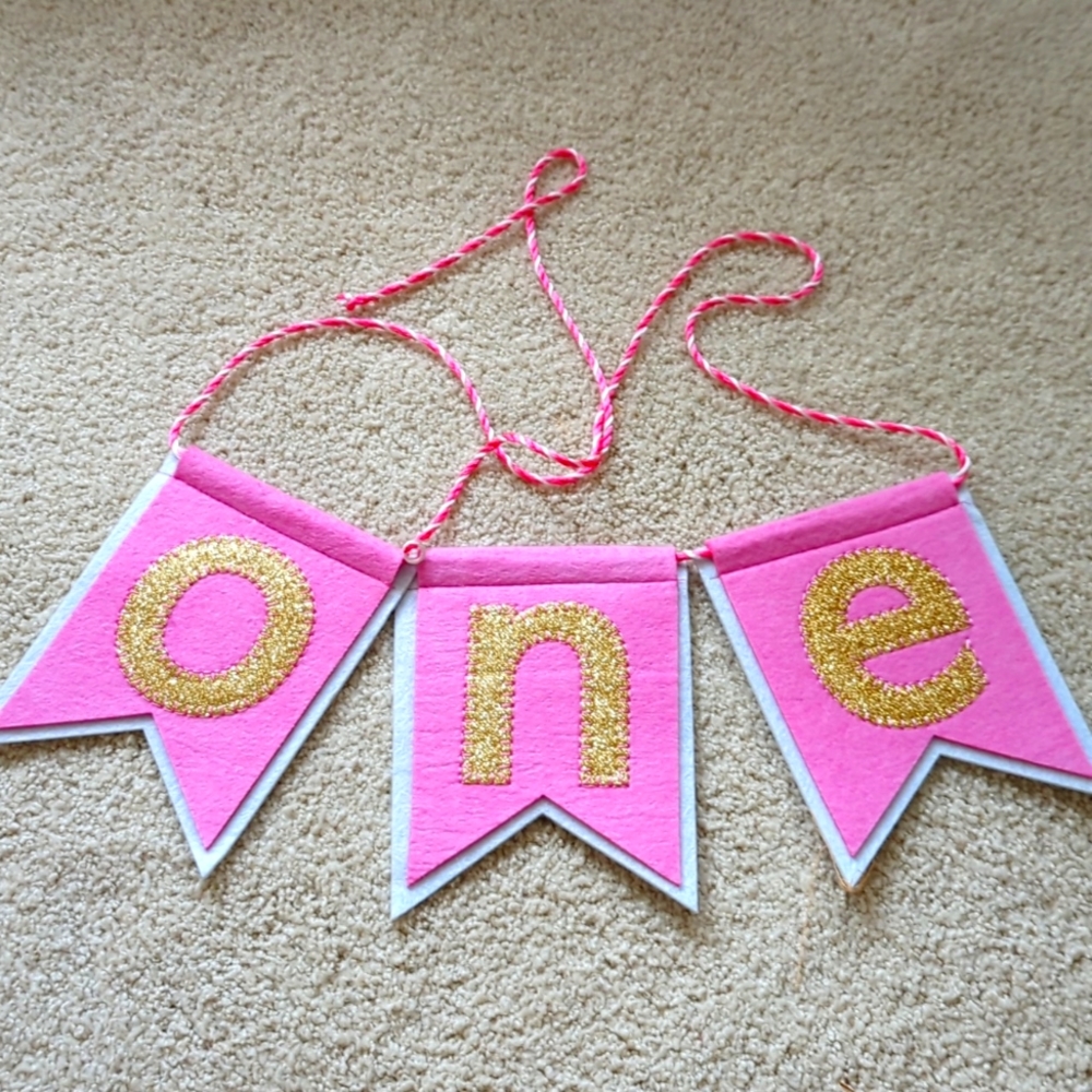 MudPie first birthday banner girl